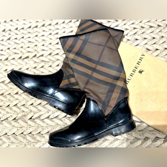 Burberry Rain Boots - Picture 1 of 11